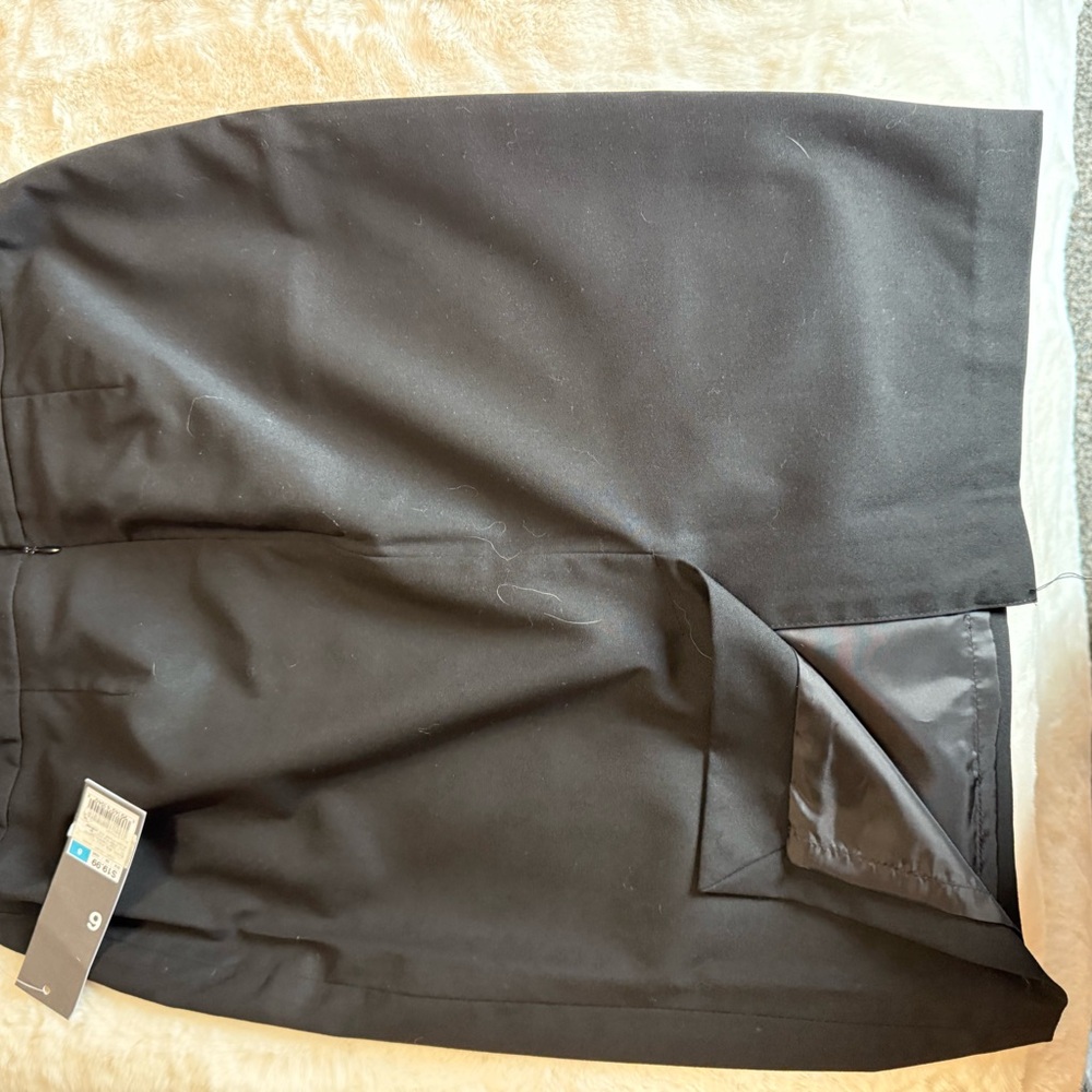 Elegant Black Women's Skirt